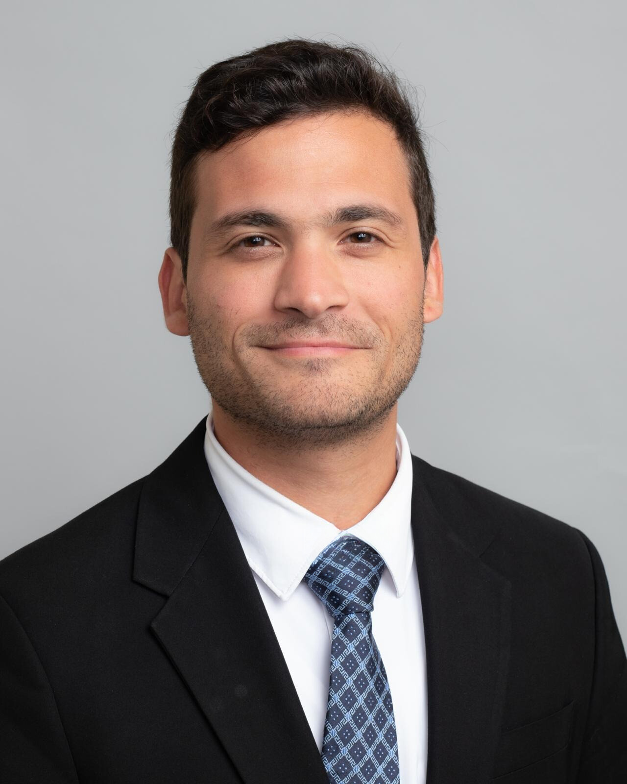 Luis Headshot